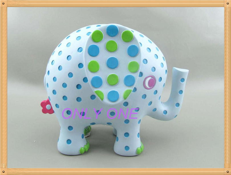 Elephant piggy bank money bank